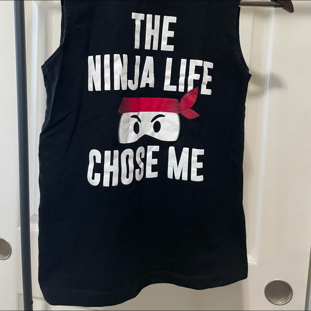 Children’s Place Boys Black Ninja Muscle Tank Size Medium 8
